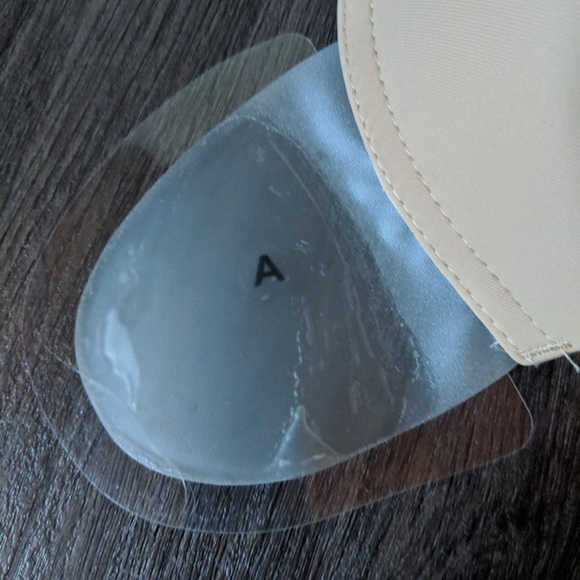 Backless bra - Picture 3 of 3